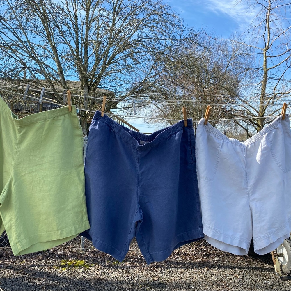 Linen shorts